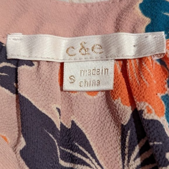 C&E Floral Sleeveless Blouse w/ Tassels - Picture 9 of 10